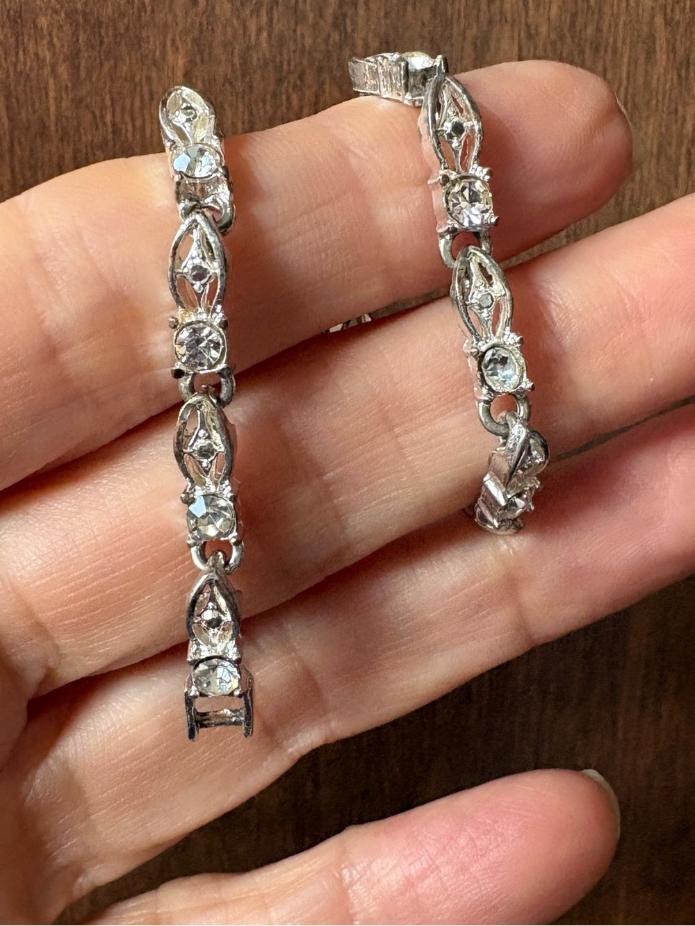 Vintage Avon CZ Tennis Bracelet Marquise Links Rhinestone Accents 7.5” - 8.5” - Picture 5 of 9